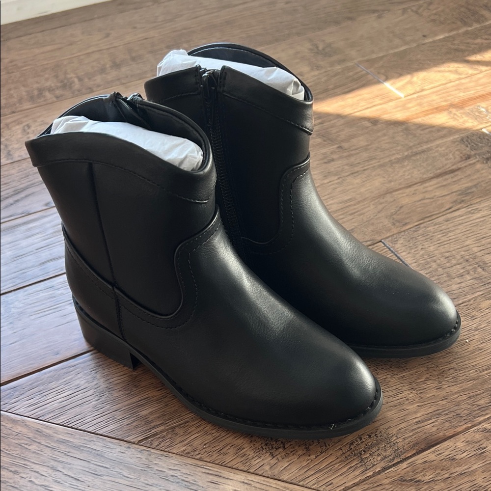 Nordstrom Rack Girl’s Ankle Boots Black NIB